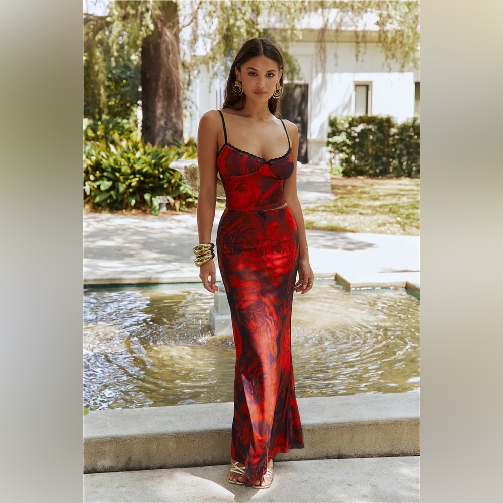 CICI TOP AND SKIRT SET